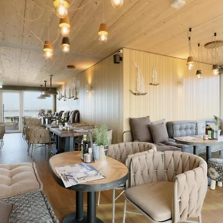 Holiday home In Lembruch-duemmer With Kitchen *
